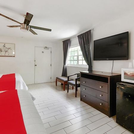 Oyo Hotel Coral Gables - Miami Airport Luaran gambar