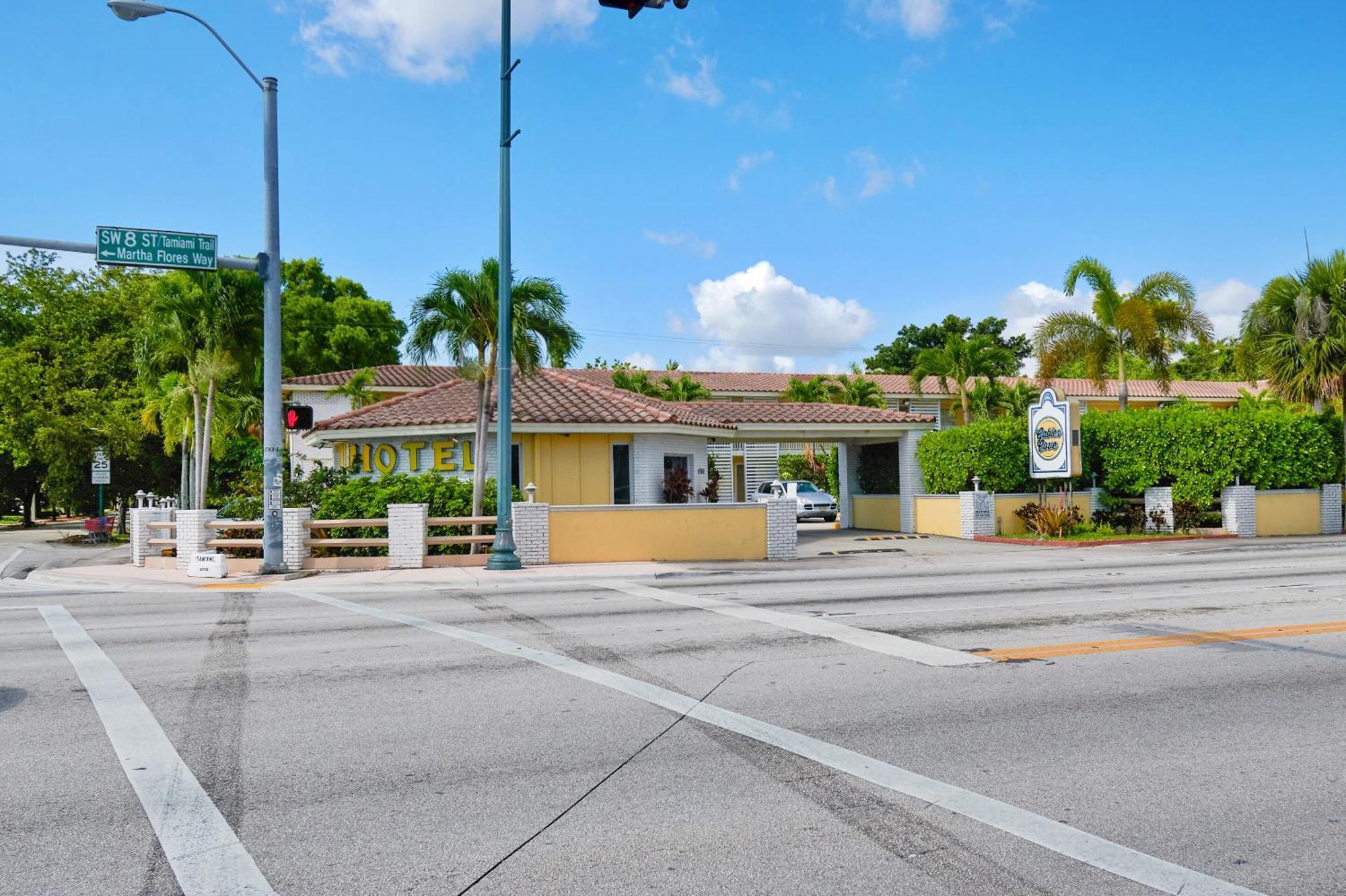 Oyo Hotel Coral Gables - Miami Airport Luaran gambar
