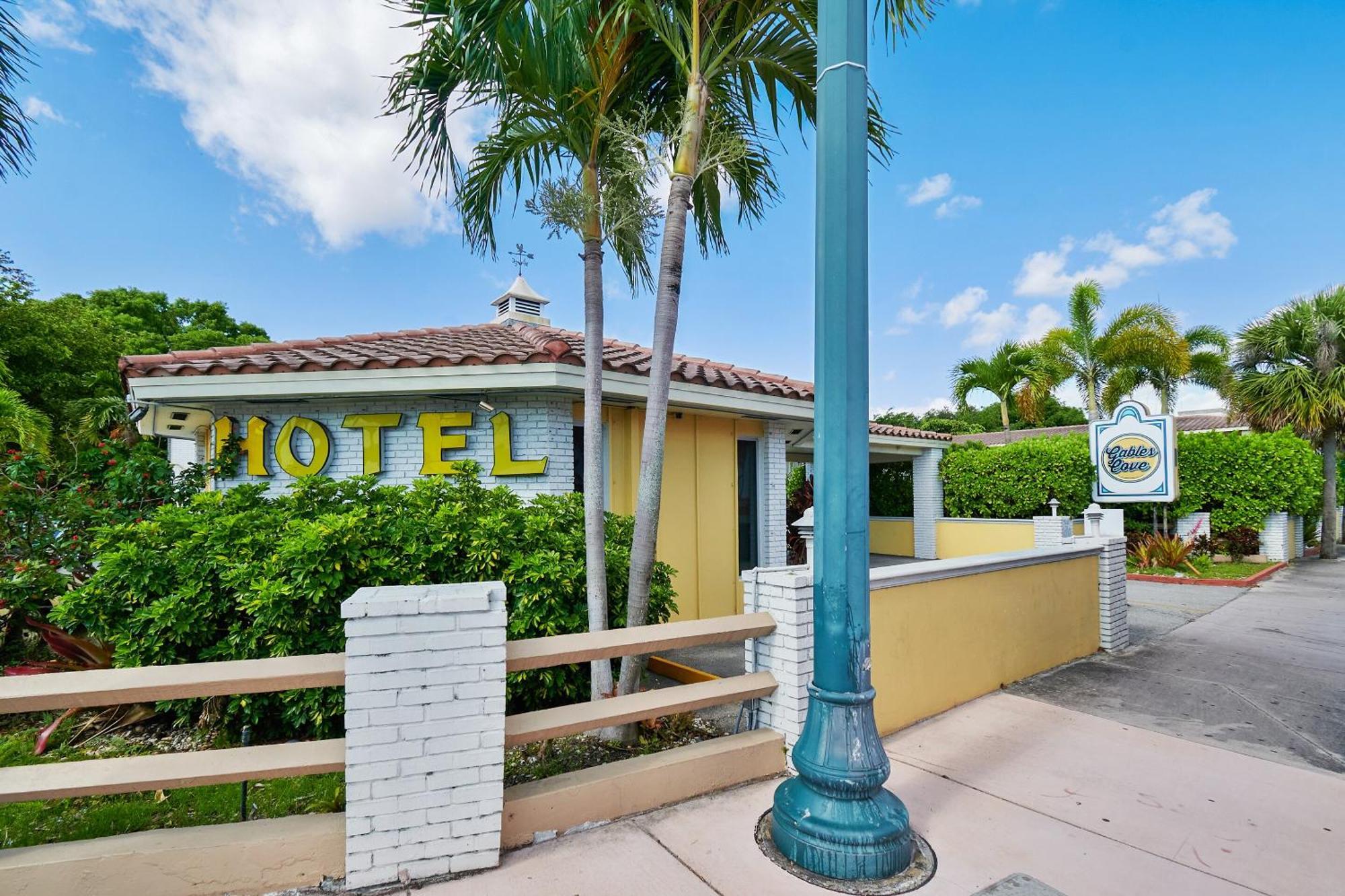 Oyo Hotel Coral Gables - Miami Airport Luaran gambar