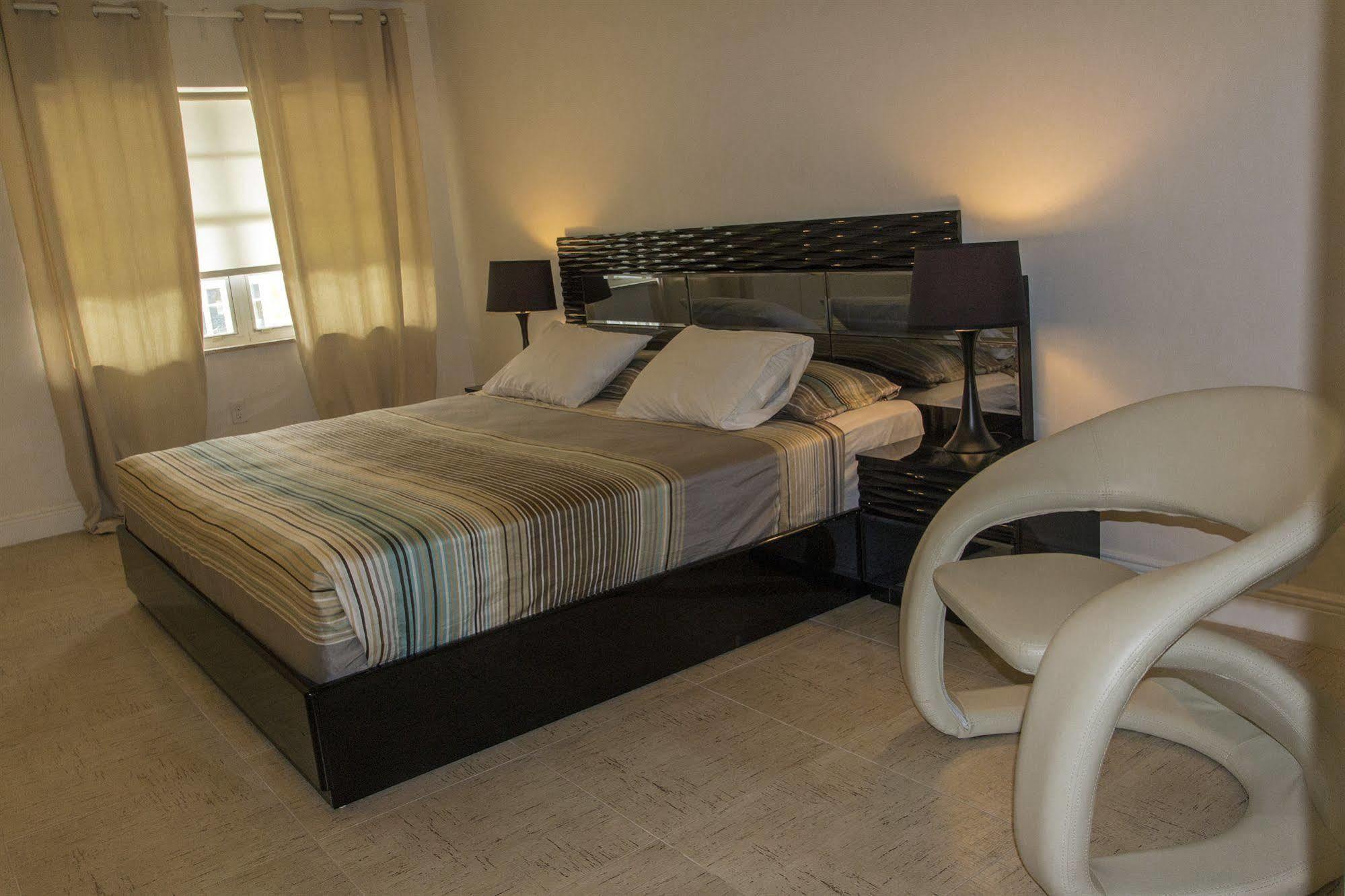 Oyo Hotel Coral Gables - Miami Airport Luaran gambar